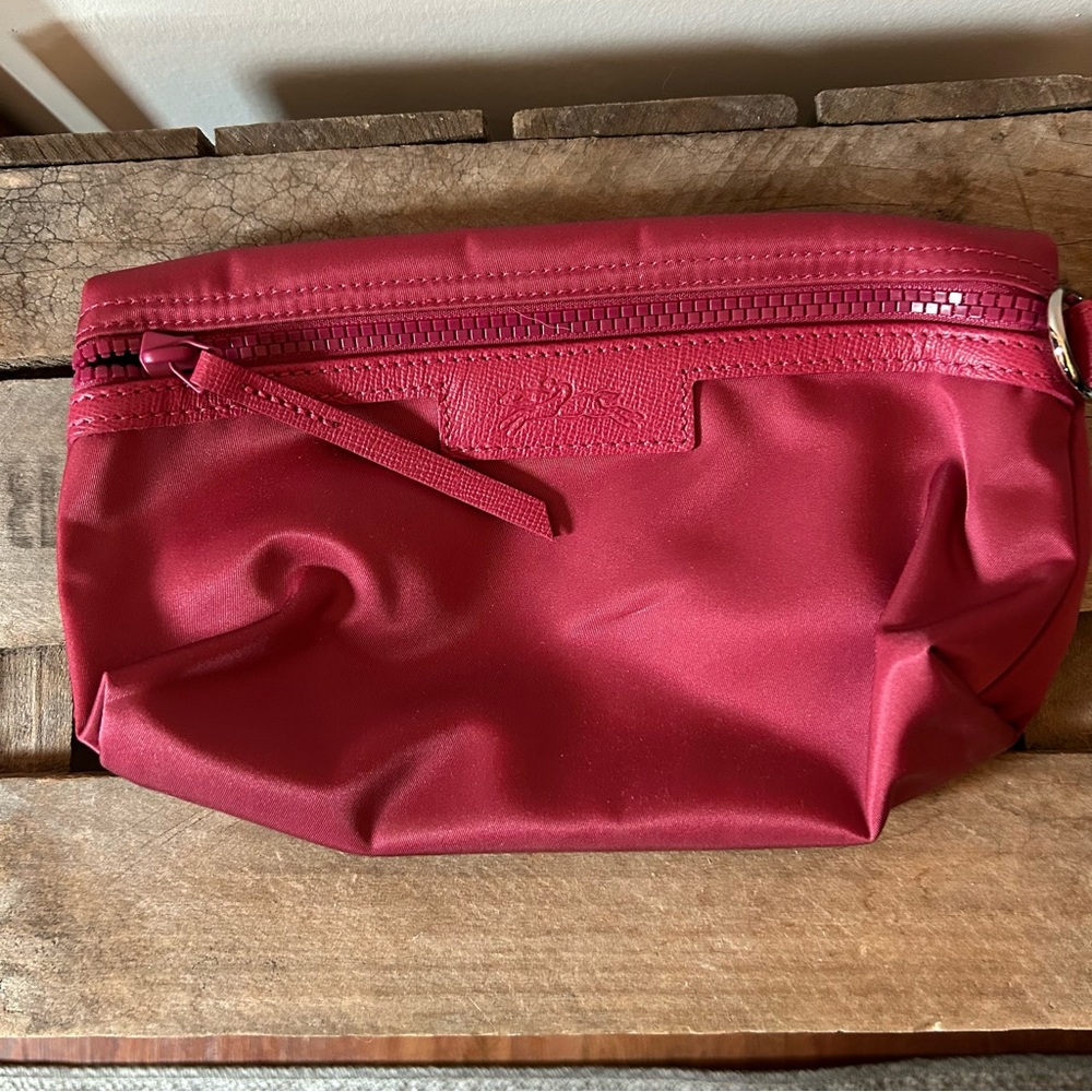 Le Pilage Neo Pouch - New and Unused in Pink